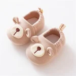 Chaussons enfants design porc beige coton doux élastique sans fermeture usage intérieur confort bébé