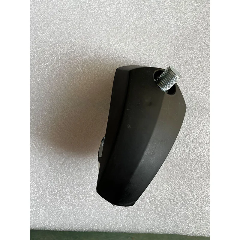 Roulette universelle pour mobilier design ergonomique silent rolling fixation vissée couleur noire et blanche pour chaises bureaux meubles lourds