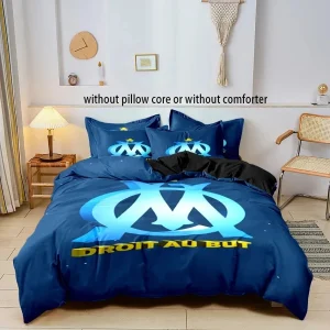 Olympique de Marseille Parure de lit imprimée housse de couette et taie d’oreiller lit Double design sportif bleu et jaune décoration chambre adultes et garçons Olympique de Marseille Parure de lit imprimée housse de couette et taie d’oreiller lit Double design sportif bleu et jaune décoration chambre adultes et garçons