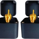 Boîte décoration audacieuse avec main doigt d&rsquo;honneur 2PCS plastique noir style unique cadeau original