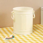 Portestylo en plastique compact seau de rangement multifonctionnel pour pinceaux bureau sac à langer  Blanc design minimaliste handles latéraux