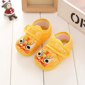 Chaussures de style chinois pour bébé, souliers pour enfant, nouveau-né, fille, garçon, tigre, fête d&rsquo;anniversaire, princesse, premiers pas, CPull, antidérapant, A1264 – Yelow