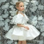 Robe de princesse blanche pour filles style floral éлегante fête d&rsquo;anniversaire 46 ans collection 2023
