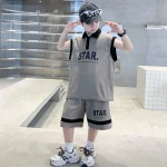 Ensemble sportswear été garçons tank top short coton gris clair logo STAR style moderne confortable vêtements enfants