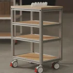 Chariot de rangement à roulette design moderne économiseur d&rsquo;espace cuisine maison meuble auxiliaire aluminium bois clair roues pivotantes style minimaliste facile à assembler