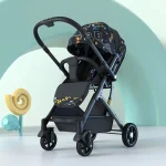 Poussette légère à 4 roues pour bébé design moderne motifs colorés facile à plier compacte et sécuritaire