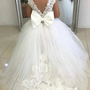 Robe demoiselle honneur blanche princesse dentelle fleurs nœud satin communion mariage enfant baptême événement spécial Robe demoiselle honneur blanche princesse dentelle fleurs nœud satin communion mariage enfant baptême événement spécial