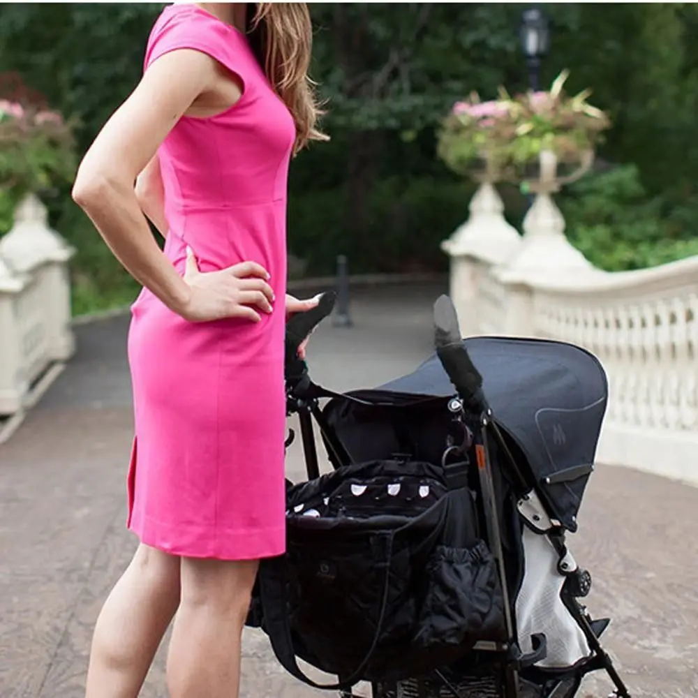 Manchons protection poignée poussette bébé accessoires confort grip cover 2 pièces velcro tissu synthétique noir design moderne ergonomique doux au toucher