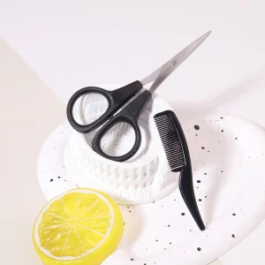 Ciseaux à barbe et moustache avec peigne kit coiffure visage et corps design moderne manches ergonomiques qualité premium usage domestique Ciseaux à barbe et moustache avec peigne kit coiffure visage et corps design moderne manches ergonomiques qualité premium usage domestique