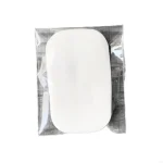 Éponge maquillage synthétique blanche texture douce application uniforme non irritante portée facile hygiène packaging individuel maman bébé