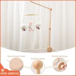 Mobile en bois pour berceau bébé suspensions en peluche design minimaliste sécurité maximale