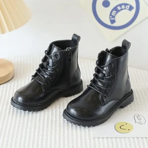 Bottes en Cuir Synthétique Hautes pour Enfant Fille et Garçon Design Rétro Semelle AntiDérapante Étanche Confort Journée Complète Tailles 46 Ans Bottes en Cuir Synthétique Hautes pour Enfant Fille et Garçon Design Rétro Semelle AntiDérapante Étanche Confort Journée Complète Tailles 46 Ans