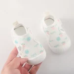 Chaussures antidérapantes et respirantes pour bébé chaussettes de sol avec semelle en caoutchouc pantoufles en maille pour enfants filles et garçons usage intérieur et extérieur