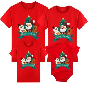 Tenues assorties Noël famille tshirts Couple maman papa enfant body bébé en coton rouge festif Tenues assorties Noël famille tshirts Couple maman papa enfant body bébé en coton rouge festif