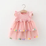 Robe de baptême sans manches pour bébé fille maille douce nœud en tissu pompons colorés fête d&rsquo;anniversaire nouveauné