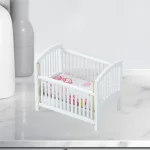 Lit de bébé pour maison de poupée 1:12 en bois matelas en rose accessoires DIY lit miniature sécurisé pour enfants 612 ans