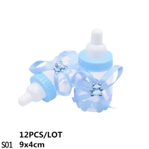 Ensemble 12 bouteilles transparentes en plastique décorées rubans bleus cadeaux bébé mariage baptême événement fêtes centre table style élégant design festif