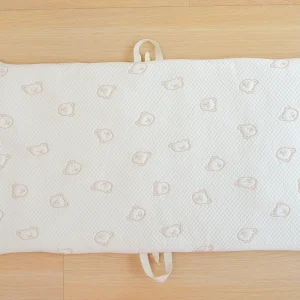 Matelas pour bébé doux et confortable tapis de jardin portable tapis de baie vitrée design ours enfantin