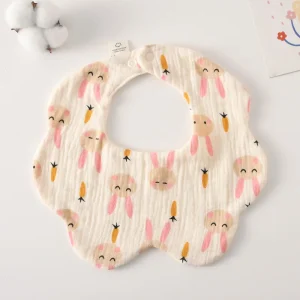 Bavoir bébé en coton doux imprimé lapins et carottes design pétale ajustement facile nouveauné à 2 ans protection antitaches mode enfant Bavoir bébé en coton doux imprimé lapins et carottes design pétale ajustement facile nouveauné à 2 ans protection antitaches mode enfant