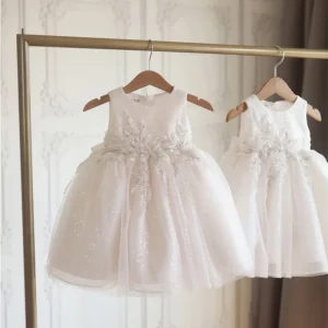 Robe de premier anniversaire bébé fille blanc robe de princesse baptismale vêtement bébé fille 46 ans coton sans manches style bal confortable élégant