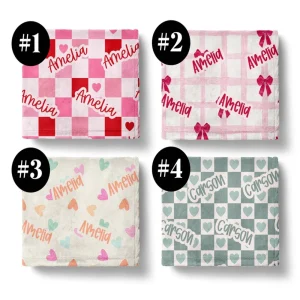 Couverture personnalisée bébé nom imprimé motifs cœurs couverture chambre bébé cadeau naissance déco nursery doux et confortable