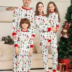 Ensembles de pyjama de Noël en famille – Rouge – Conception à carreaux verts avec motifs d&rsquo;élan, confortables pour les vacances – SD-596