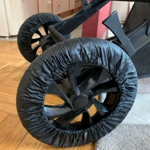Couverture de roue antipoussière pour poussette bébé protecteur imperméable élastique ajusté noir 2 pièces Couverture de roue antipoussière pour poussette bébé protecteur imperméable élastique ajusté noir 2 pièces