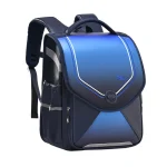 Sac à dos scolaire moderne pour enfants design japonais matériau synthétique grande capacité imperméable rabat à boutons poche latérale bretelles rembourrées dégradé bleu style sportif USAGE École Loisirs