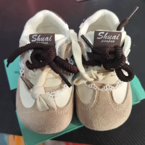 Baskets bébé filles Shuai paopao semelle souple antidérapante chaussures décontractées marcheur enfant style dentelle couleurs beige blanc marron 13 ans Baskets bébé filles Shuai paopao semelle souple antidérapante chaussures décontractées marcheur enfant style dentelle couleurs beige blanc marron 13 ans