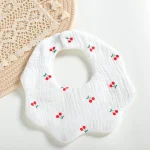 Bavoir en coton pour nouveauné garçon et fille écharpe bandana à motifs cerises doux et confortable idéal pour les repas bébé
