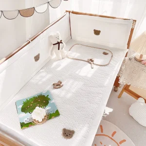 Parechocs bébé en pur coton lit à barreaux bumper anticollision 60240cm broderie personnalisée design ours blanc coton doux bébé 03 ans Easy Poussette