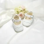 Chaussures bébé ballerines princesse 01 ans PU cuir blanc semelle rigide souple antiglissante confortable